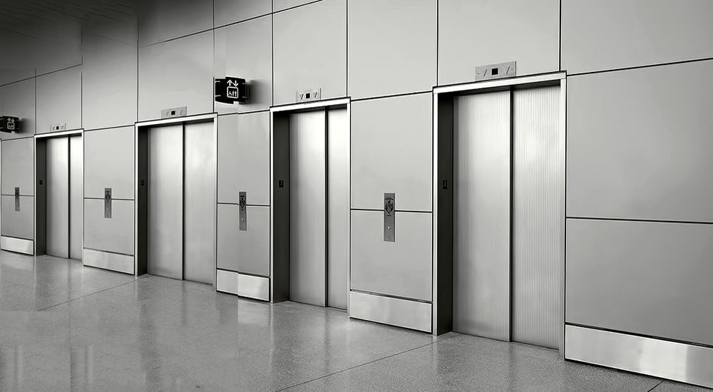 چند مدل از انواع درب آسانسور